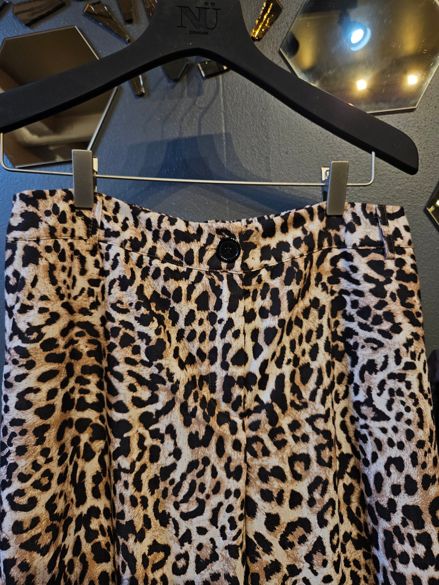 Leopardprint todelt sæt - Afslappet skjorte og bukser