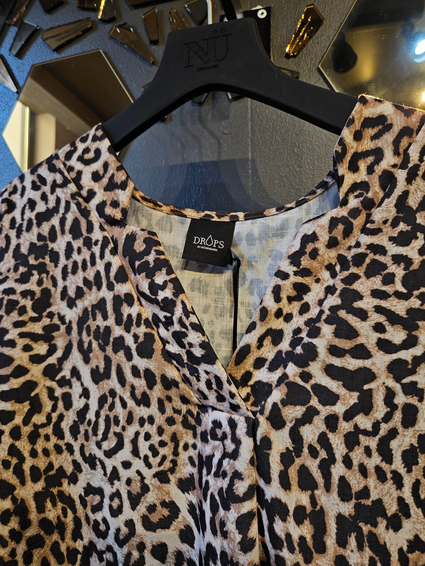 Leopardprint todelt sæt - Afslappet skjorte og bukser