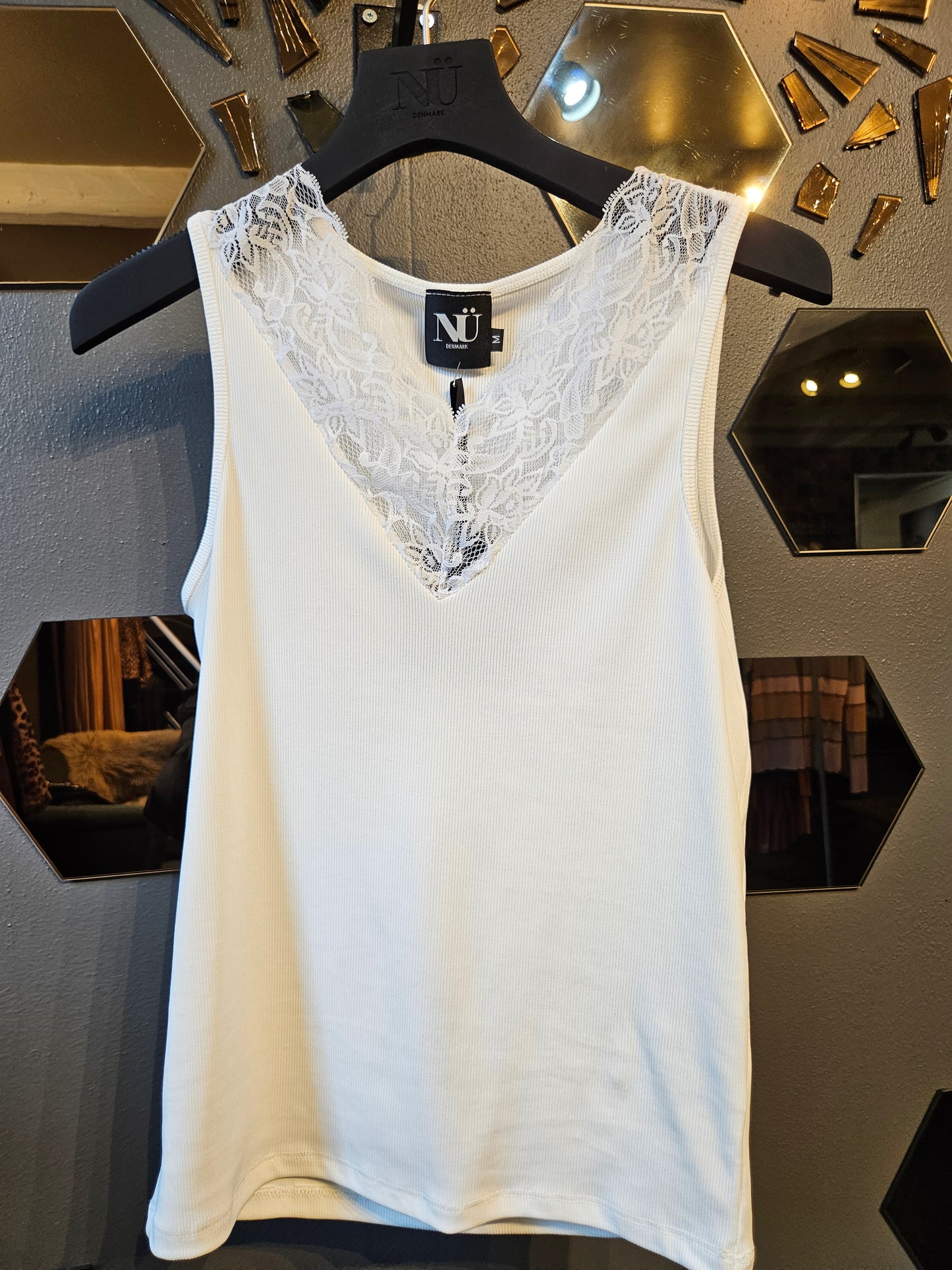Elegant sæt med nitter og bukse - NÜ Collection