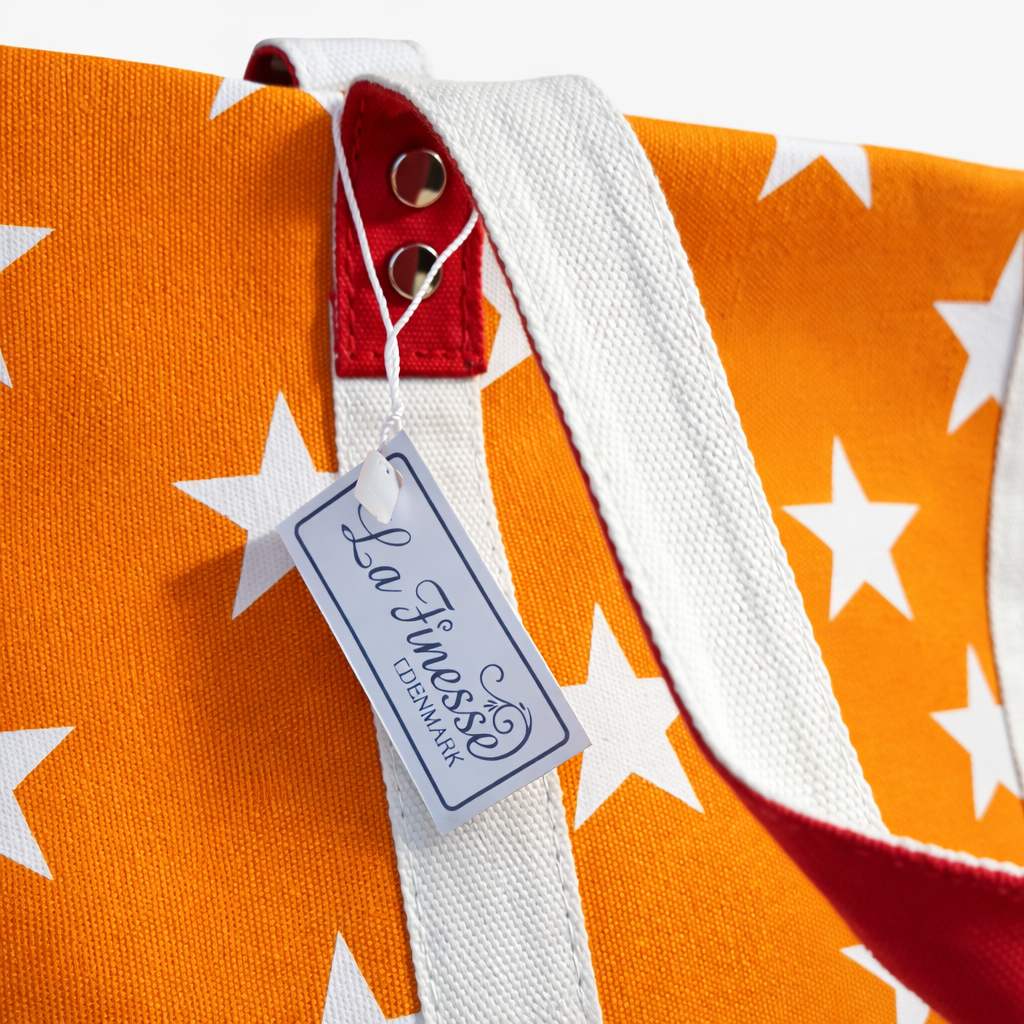 Poncho towel micro with versatile multi tasking la finesse bag