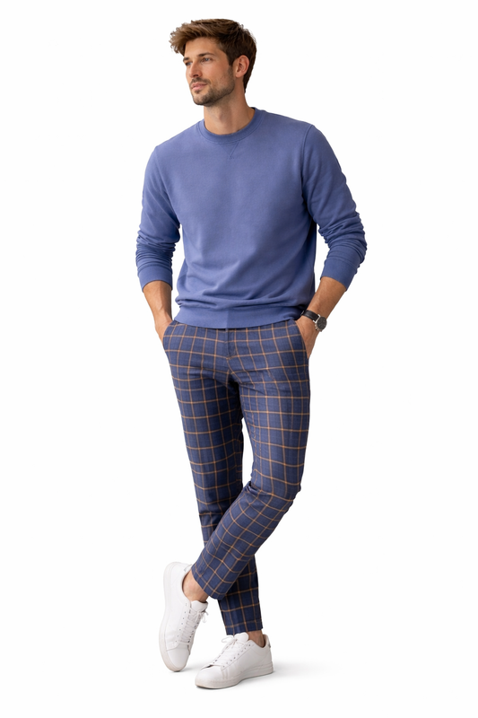 Pullover og ternede bukser i sæt